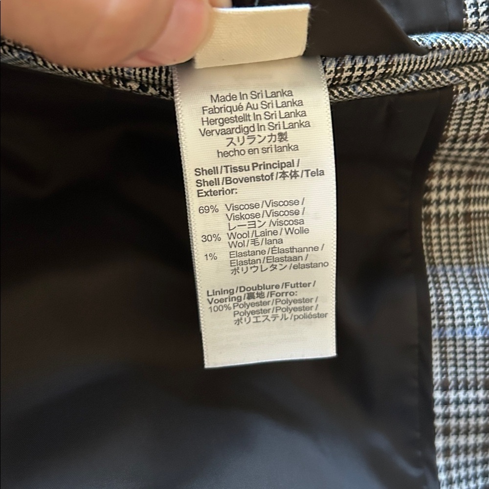 Madewell- The “perfect blazer” in grey/blue plaid - Picture 11 of 11